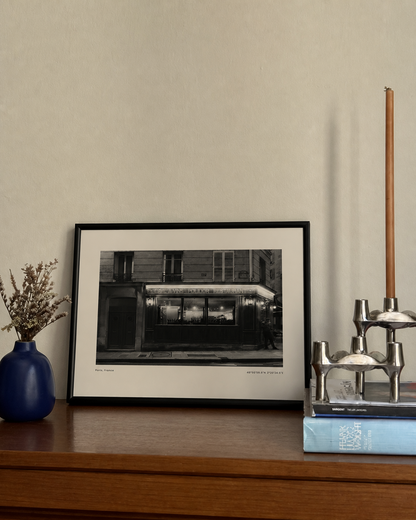 Collector photo · Zara Qureshi: When the Clock Hits 10 at home