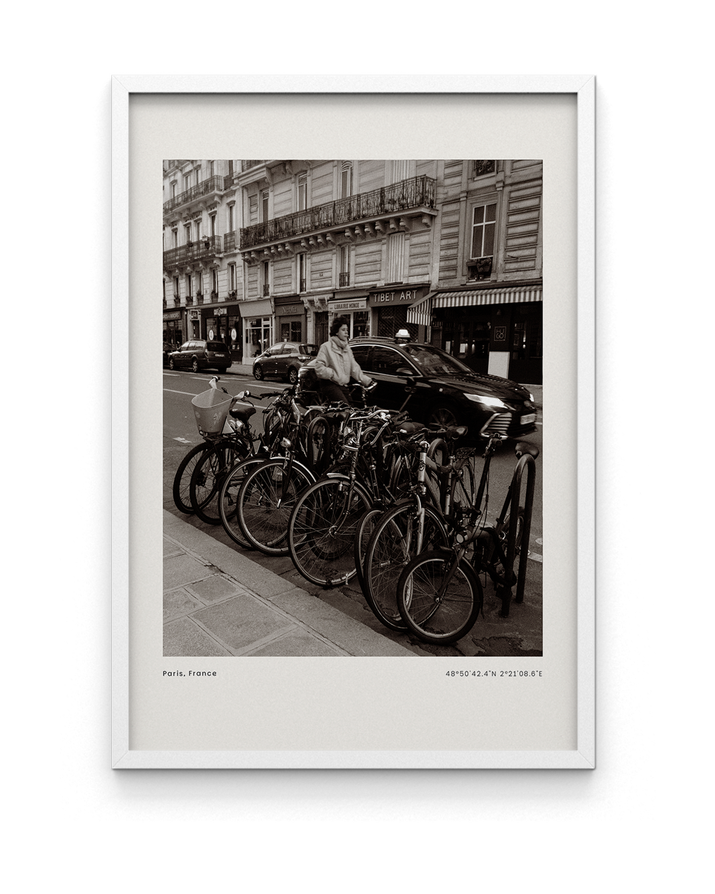 Gallery White frame - tightened 80%